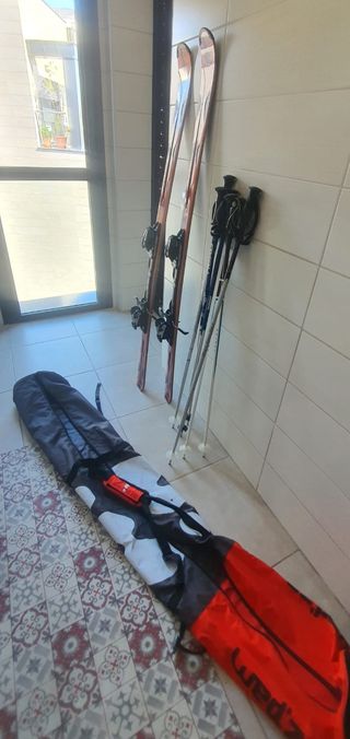 Esquís, Bastones y Funda