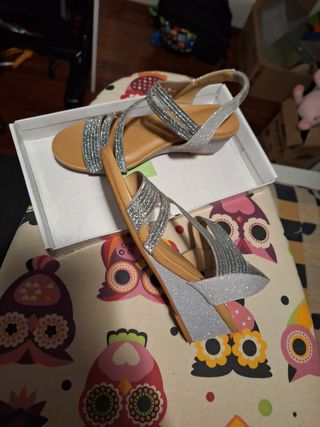 Sandalias cuña plateadas