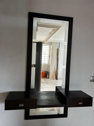 Recibidor moderno con cajones