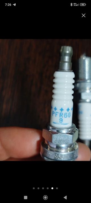 Juego de 4 Bujías NGK PFR6G