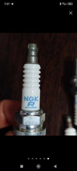 Juego de 4 Bujías NGK PFR6G