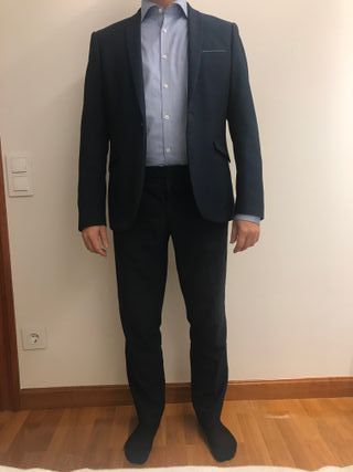 Traje azul marino Talla L: americana y pantalón