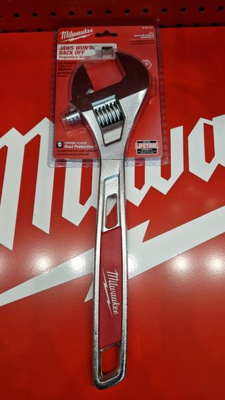 Llave inglesa Milwaukee