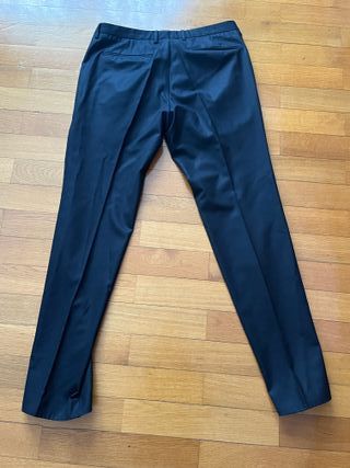 Traje Hugo Boss Negro Talla L Americana y Pantalón