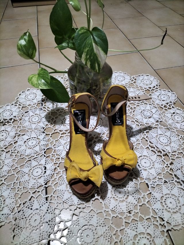 Sandalias de cuña esparto