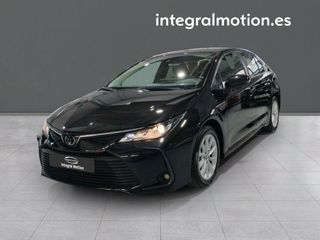 Toyota Corolla Sedán  125H Active Tech 
