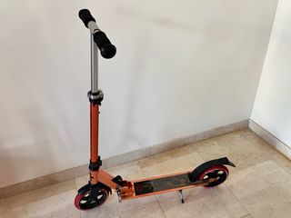 Patinete infantil aluminio naranja