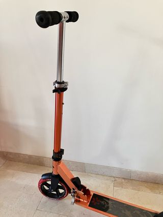 Patinete infantil aluminio naranja