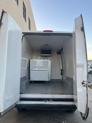 Furgoneta Peugeot Boxer 2006