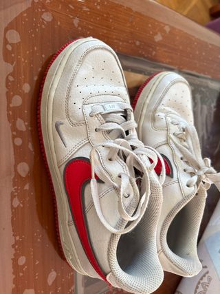 Zapatillas Nike Air Force 1 Blancas Rojas