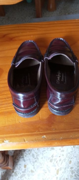 Zapatos Castellano Burdeos