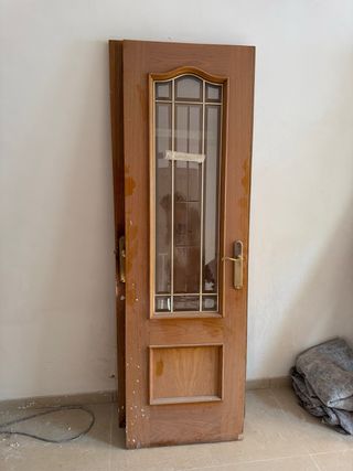 Puertas de madera maciza para interior