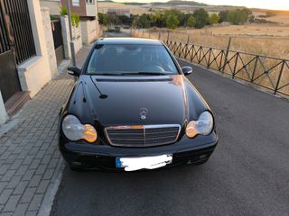 Mercedes-Benz Clase C 2003