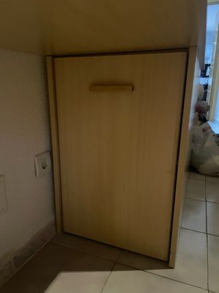 Escritorio con zapatero y estantería por separado