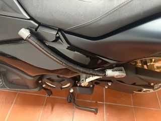 Candado Manillar Shad Yamaha Tmax 560