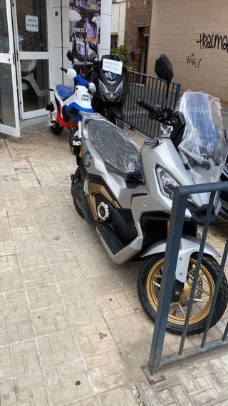 MOTOS ELECTRICAS CECOTEC DESDE 1199€