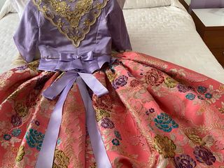 Traje de Fallera Rosa y Dorado