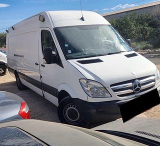 Mercedes-Benz Sprinter 2011