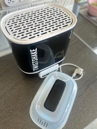 Esterilizador Biberones Twistshake Negro