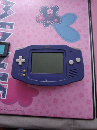 Nintendo Game Boy Advance Morado