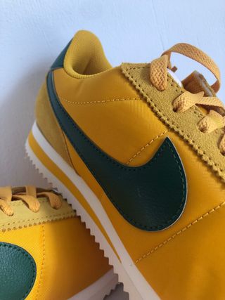 Nike Cortez Amarillas Talla 41