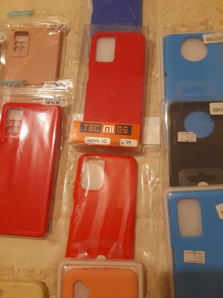 Custodie per cellulari Xiaomi, vendute separatamente