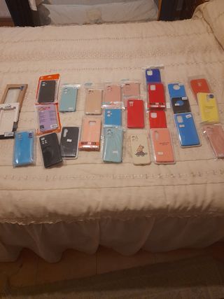 Custodie per cellulari Xiaomi, vendute separatamente