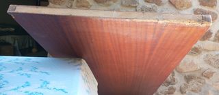 Puerta de madera con pomo