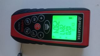 Medidor Láser Precaster HANS CA670