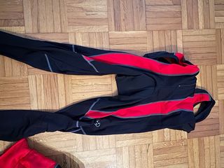 Conjunto Ciclismo Invierno Rojo y Negro