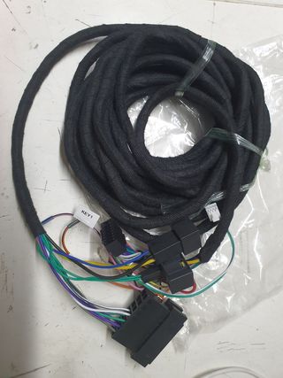 Cableado audio Mercedes W219 W211