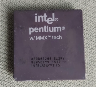 2 Processor Intel Pentium 133 y MMX 200
