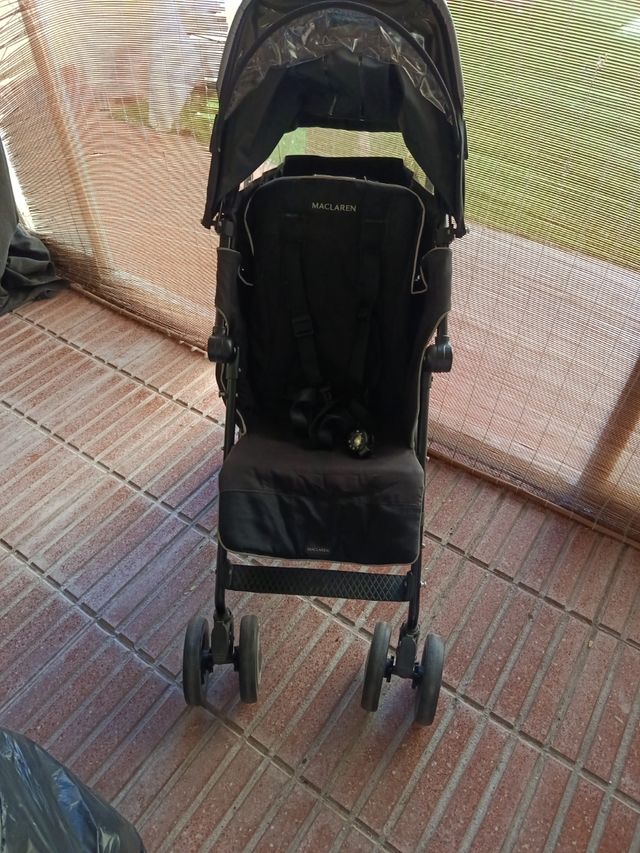 Silla de paseo Maclaren negra