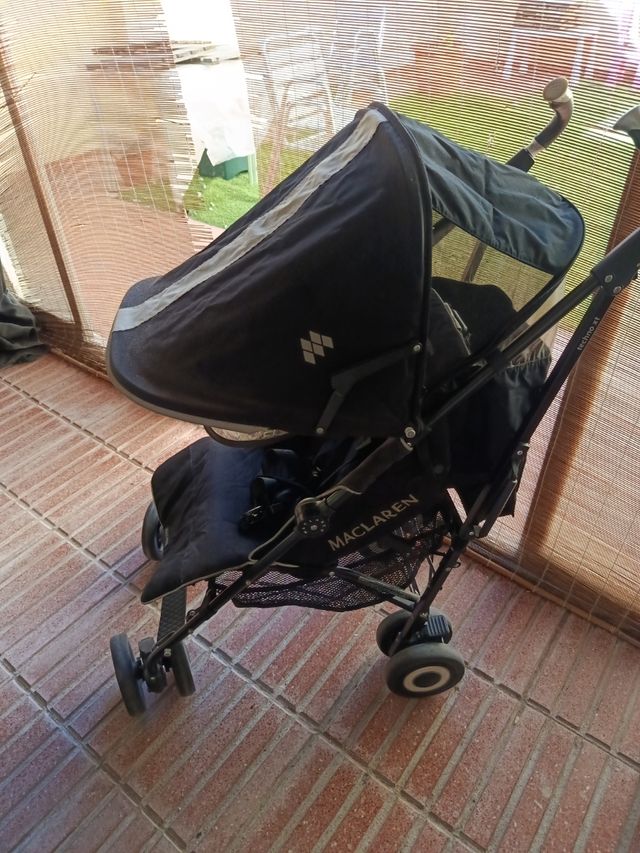 Silla de paseo Maclaren negra