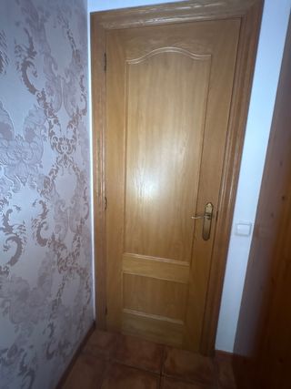 5 Puertas de Roble Macizas en buenas condiciones

