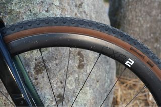 Bicicleta Gravel Giant Revolt