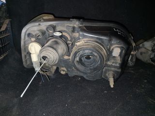 Faros delanteros Dacia Logan 2007
