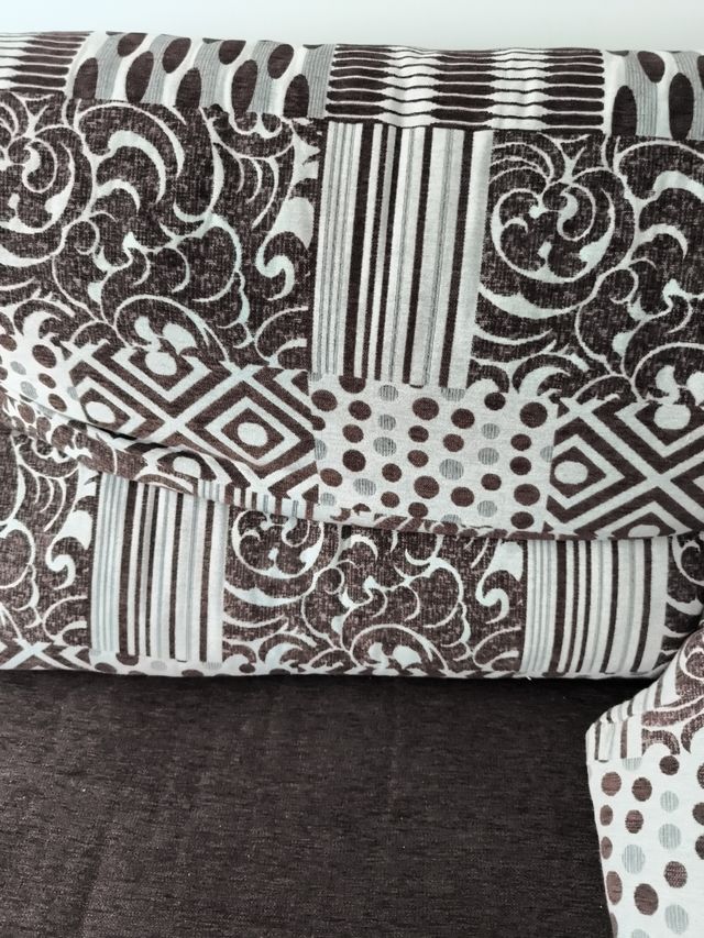 Divano a 2 posti con meccanismo allungabile