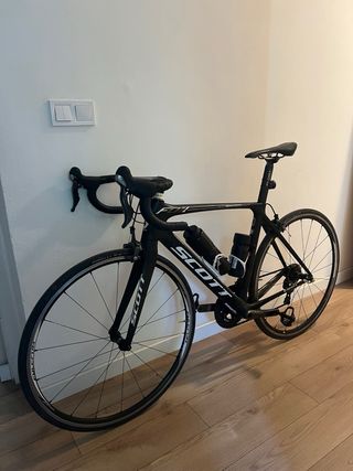 Bicicleta Scott FOIL Carbono