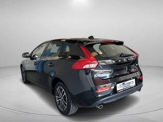 Volvo V40 2.0 D2 Momentum Auto