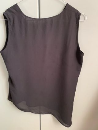 Top nero asimmetrico