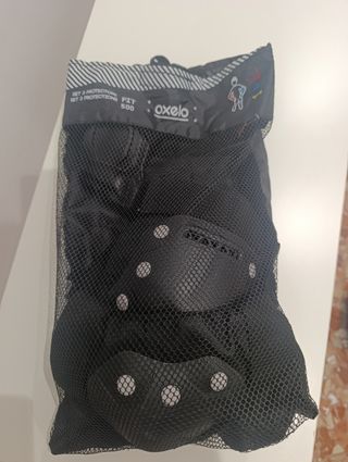 Protecciones para patinaje Oxelo. 