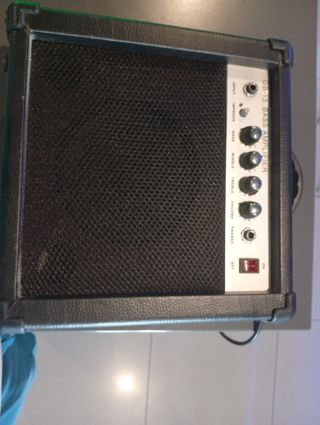 Amplificador Bajo GB-15