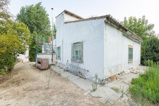 Solar en venta en Iznalloz