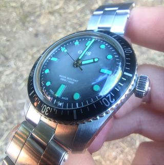Oris Sixty Five Glow