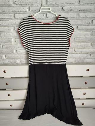 Vestido Pin Up, Rayas negras y rojas