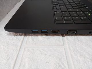 Portatil Toshiba Satellite Pro R5 (1726)