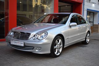 Mercedes-Benz Clase C 2005