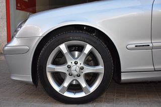 Mercedes-Benz Clase C 2005