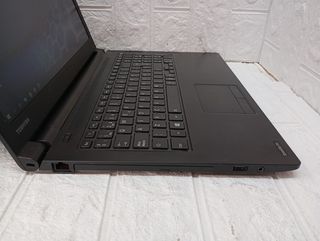 Portatil Toshiba Satellite Pro R5 (1730)